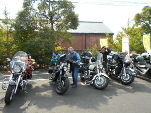 敦賀赤レンガ倉庫着