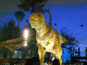 吠えて動くティラノザウルス