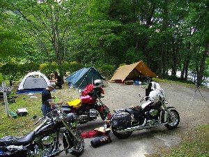 設営後は温泉へ