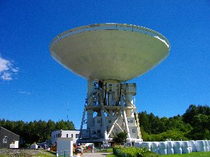 45ｍの電波望遠鏡