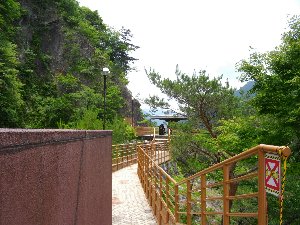 屋上の展望所への通路