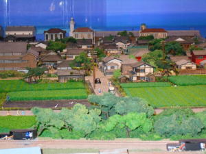 町中を車が走る