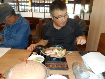 ハムステーキを頂くこじこじさん ハムステーキを頂くこじこじさん