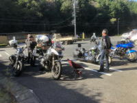 皆さん集まって来た