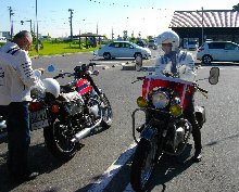 村長さんがメグロでやって来た