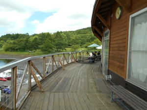 女神湖センターのテラス席 女神湖センターのテラス席