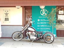 町並みに似合うバイク