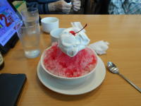 かき氷イチゴ