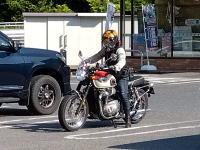 トッテイさん到着