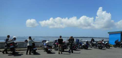 ドライブインで休憩 ドライブインで休憩