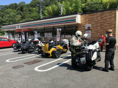 セブンイレブン豊田市中金町店で打ち合わせ