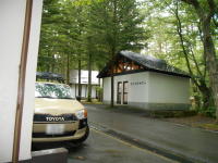 シャワー室到着