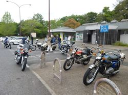 猿投グリーンロード西広瀬ＰＡに集合