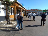 魚太郎へ着いた