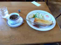 モーニングを頂く