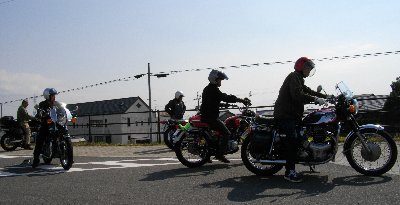 休憩が終わり川口やなへ向かう 休憩が終わり川口やなへ向かう