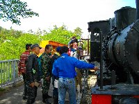 尾西を走っていた蒸気機関車を見る