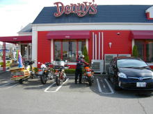 春日井デニーズに到着する皆さん