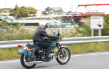 排気音高らかにＷ３