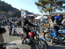 ホンダＣＬ７２